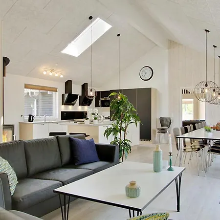 Holiday home Villavilla 370 - Dueodde, Bornholm *